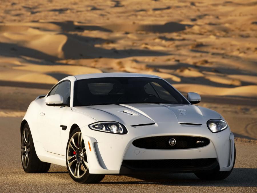  Jaguar XKR-S 2011 года  (US) (фото 1 из 15)